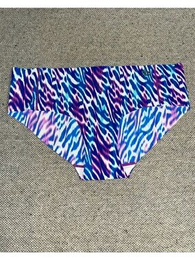 Vintage Smooth Laser Cut No Panty Line Reebok Panties Purple Animal Print Blue M